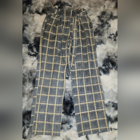 Pants - Woman's  Plaid Pants - Black and Yelliw And Cream.